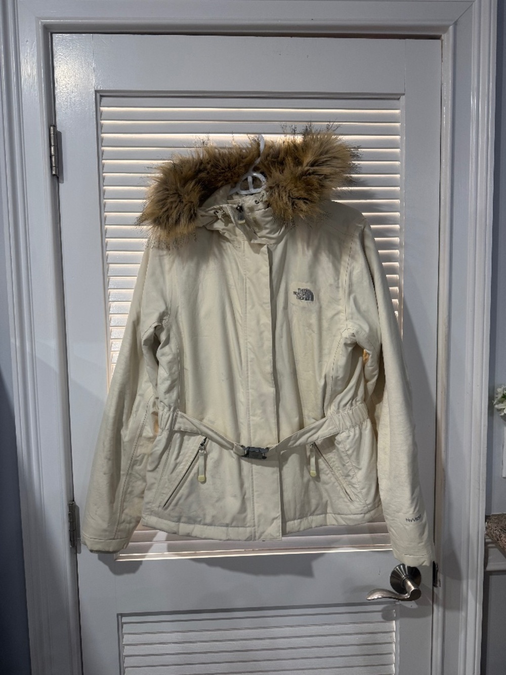 North Fave HyVent Cream Belted Hooded Jacket- Women’s Size Small